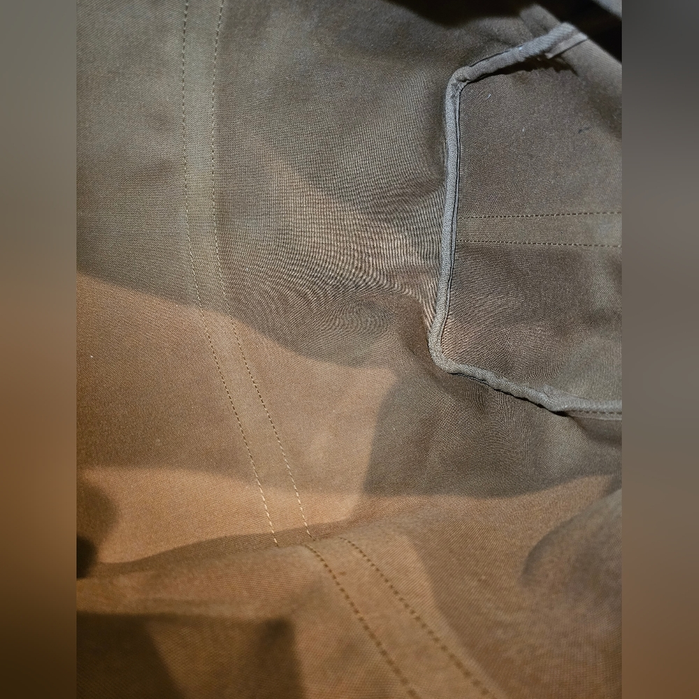 Authentic LV Keepall Bandoulière 50 in Good Condition in Classic Monogram - Picture 15 of 15